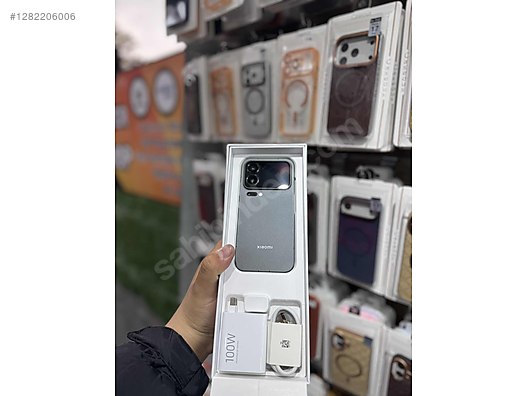 Used & Brand New Items / Cell Phones & Accessories / Cell Phones / Xiaomi / 17 Pro