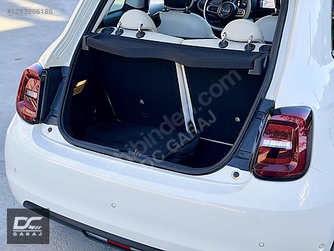 Vasıta / Otomobil / Fiat / 500 Ailesi / 500E / La Prima