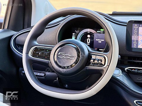 Vasıta / Otomobil / Fiat / 500 Ailesi / 500E / La Prima