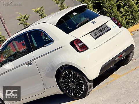 Vasıta / Otomobil / Fiat / 500 Ailesi / 500E / La Prima
