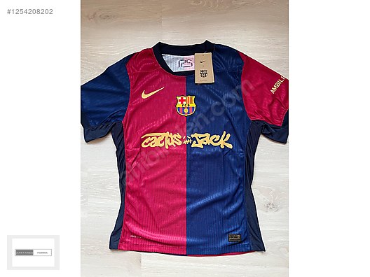 Barcelona 2024-2025 İç Saha Travis Scott sahibinden.comda - 1254208202