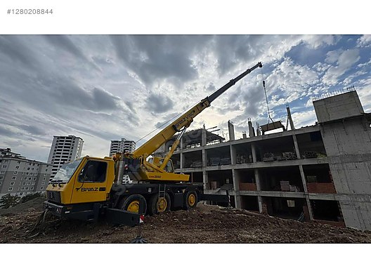 Machinery / Heavy Equipment / For Sale / Mobile Cranes