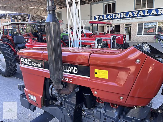 Machinery / Agricultural Machines / Tractors / New Holland / 54C