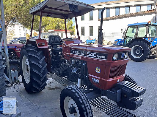 Machinery / Agricultural Machines / Tractors / New Holland / 54C