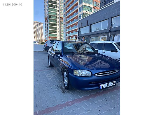 Ford Escort 1 6 CLX Acil satılık 134 xxx de Masrafsız  