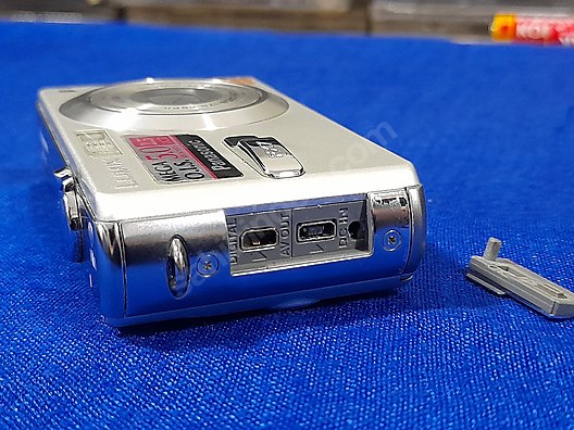 Compact / Panasonic / Lumix DMC FX7 / PANASONIC LUMIX DMC-FX7