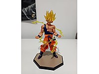 goku figürü
