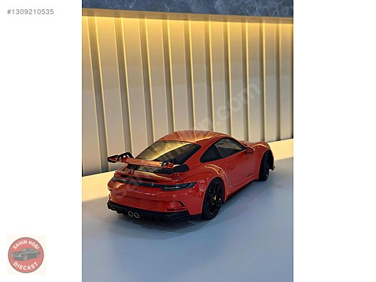 Norev Diecast Model 1:18 Porsche Araba - 1309210535