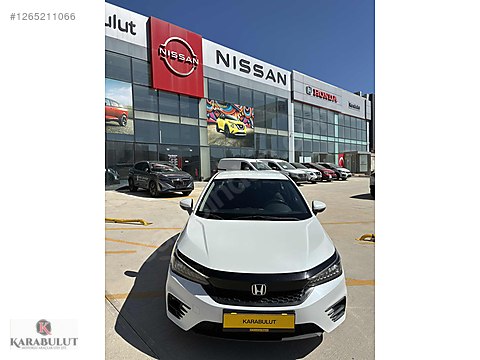 HONDA KARABULUTTAN BOYASIZ 2022 1.5 i-VTEC 75 BİNDE