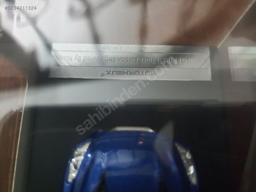 Motorhelix Diecast Model 1:64 Nissan Araba - 1234211324