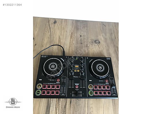 Pioneer DDJ-200 DJ Controller / TERTEMİZ / UYGUN FİYAT sahibinden