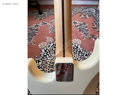 İkinci El ve Sıfır Alışveriş / Müzik / Müzik Aletleri / Telli Çalgılar / Gitar / Elektro