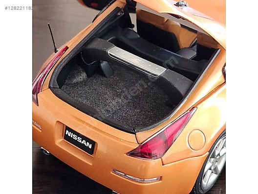 Autoart 1.18 Nissan 350z on sahibinden.com - 1282211823
