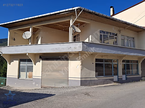 YILDIZ EMLAK'TAN AYANCIK OTMANLI MEVKİNDE SATILIK EV VE BAHÇE #1273211923