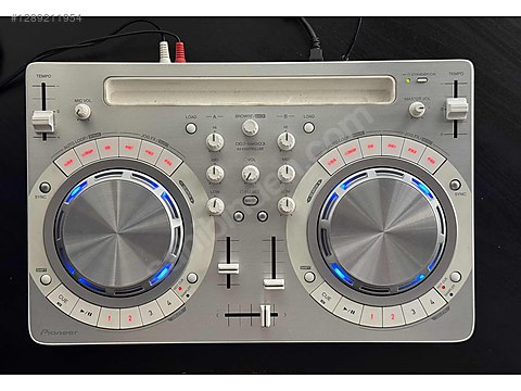 【中古】Pioneer DJコントローラー DDJ-WEGO3 PİONEER DDJ WeGO3 ACİL ACİL sahibinden.comda - 1289211954