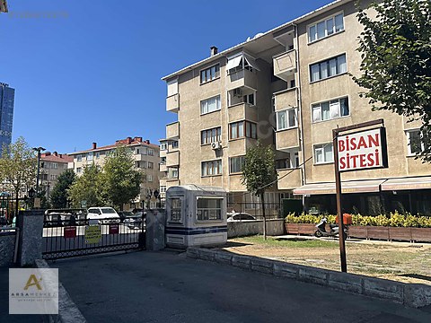 Ümraniye de Merkezi konum da BİSAN SİTESİ 3+1 Kiralık...