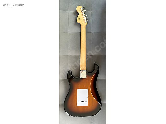 Squier Elektro Gitar