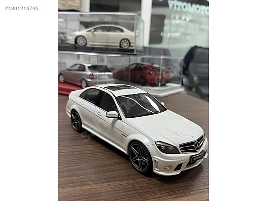 GT Spirit Diecast Model 1:18 Mercedes Benz Araba - 1301213745