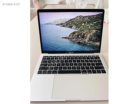 MacBook本体 MacBookPro 2017 two thunderbolt 2port Apple Macbook / MacBook Pro 13-inch 2017 Two Thunderbolt 3 Ports