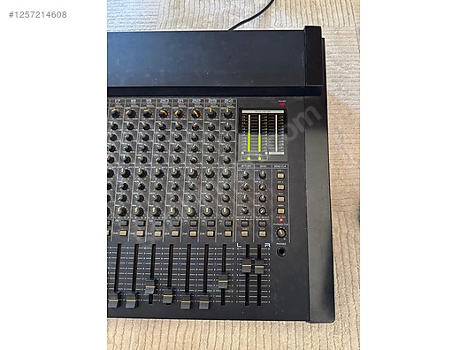 Roland M-24E 24チャンネルアナログミキサー no cables Roland M-24E 24 Kanal Profesyonel Analog Mikser Japonya Üretim