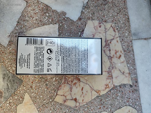 İkinci El ve Sıfır Alışveriş / Kişisel Bakım & Kozmetik / Parfüm / Kadın