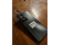 256 GB ÇOK UFAK 3-4 ÇİZİK VAR TERTEMİZ REALME 12 LİTE