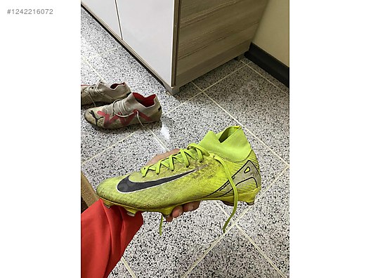 Used & Brand New Items / Sports / Team Sports / Soccer / Shoes & Cleats