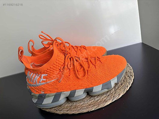 lebron 16 orange box