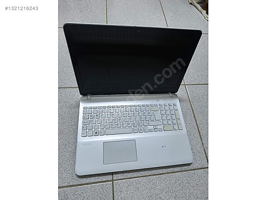 Sony / Temiz Sony Vaio - i5 - 8GB RAM - 256GB Hızlı SSD +Çanta