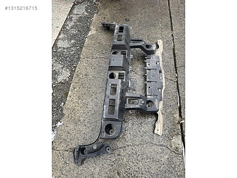 BMW X6 SERİSİ E71 ARKA TAMPON BRAKETİ ORJ 51127176244 7176244