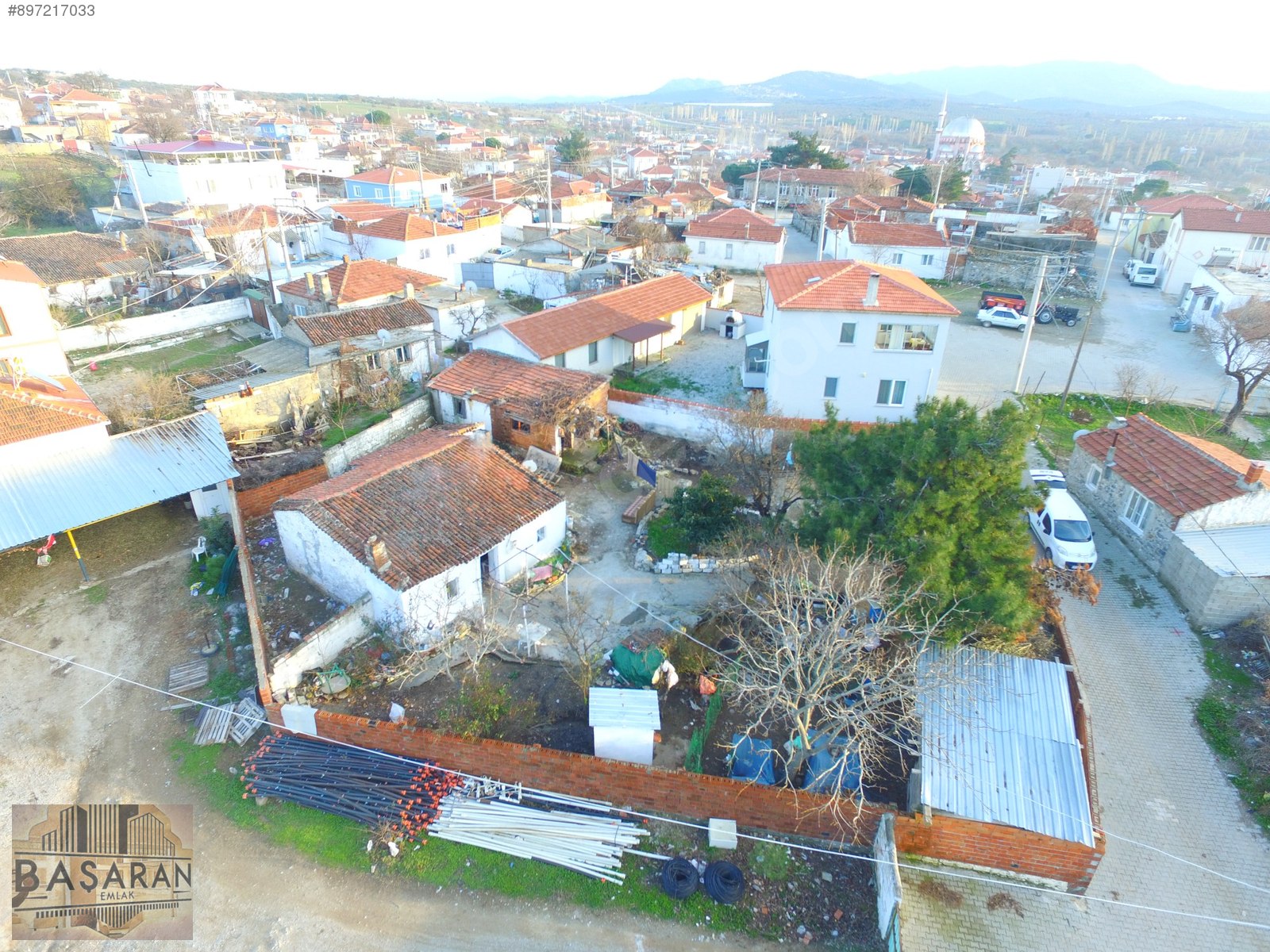 ÇANAKKALE GEYİKLİ GÖKÇEBAYIR KÖYÜNDE MÜSTAKİL BAHÇELİ EV Satılık