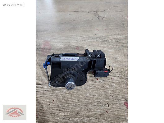メル11104 Otomobil & Arazi Aracı / Elektrik / OPEL CORSA C BAGAJ ACMA
