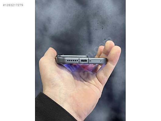 Used & Brand New Items / Cell Phones & Accessories / Cell Phones / Xiaomi / 17 Pro