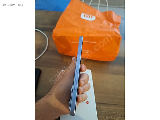 Used & Brand New Items / Cell Phones & Accessories / Cell Phones / Xiaomi / 14T