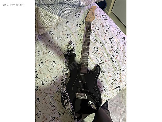 İkinci El ve Sıfır Alışveriş / Müzik / Müzik Aletleri / Telli Çalgılar / Gitar / Elektro