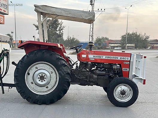 Machinery / Agricultural Machines / Tractors / Massey Ferguson / 240 S