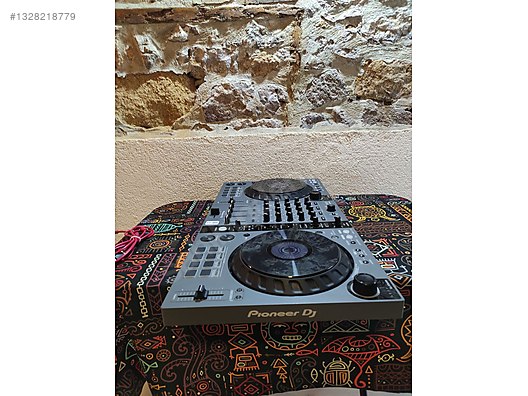 Temiz Kullanılmış Pioneer DDJ-FLX6-GT on sahibinden.com - 1328218779