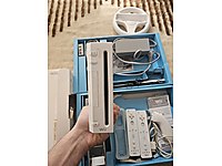Nintendo Wii ve 5 Orijinal Oyun (Fifa13)