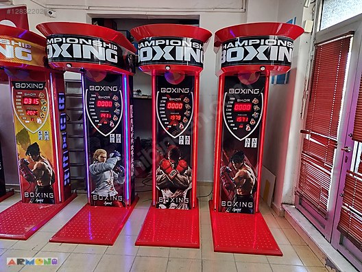 İkinci El ve Sıfır Alışveriş / Hobi & Oyuncak / Ticari Oyun Ürünleri / Boks Makinesi