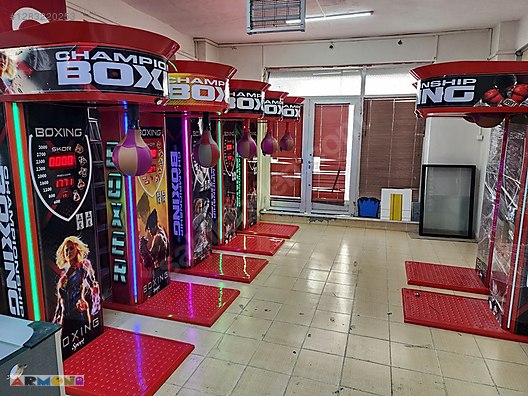 İkinci El ve Sıfır Alışveriş / Hobi & Oyuncak / Ticari Oyun Ürünleri / Boks Makinesi