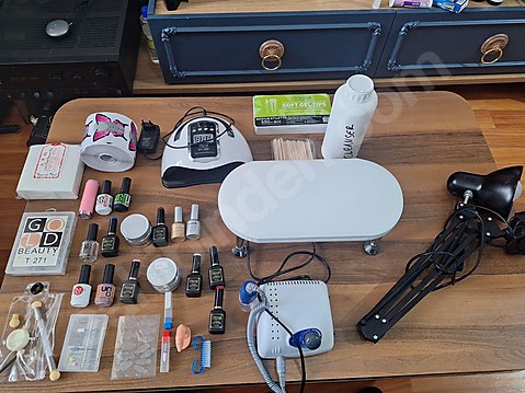 PROFESSİONEL TIRNAK SETİ