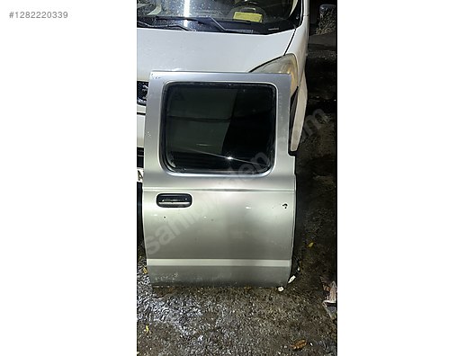 2002-2011 NISSAN SKYSTAR ÇIKMA ORJİNAL SAĞ ARKA KAPI - İlan ve