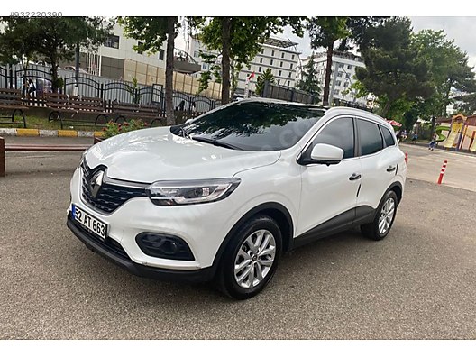 renault kadjar 1 5 bluedci touch roof satilik hatasiz 20 bin km de kadjar 360 derece camera sahibinden comda 932220390