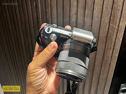 Mirrorless / Sony / Alpha NEX-5N / Sony NEX-5N 16.1 MP 18-55 Kit