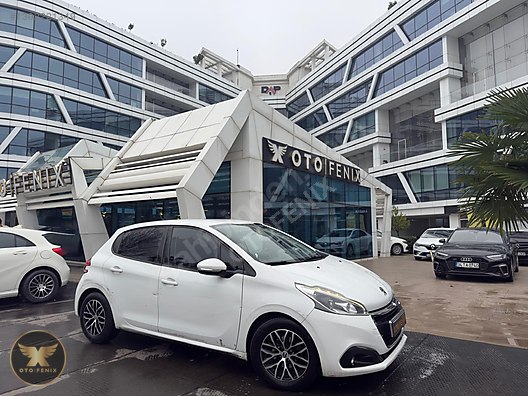 OTOFENİX 2017 PEUGEOT 208 1.6 BLUEHDI ACTİVE 122.000KM OTOMATİK