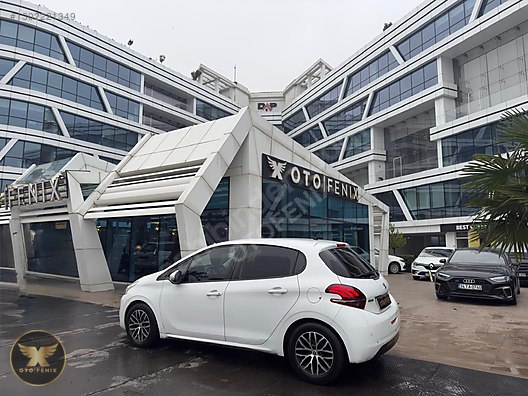 OTOFENİX 2017 PEUGEOT 208 1.6 BLUEHDI ACTİVE 122.000KM OTOMATİK