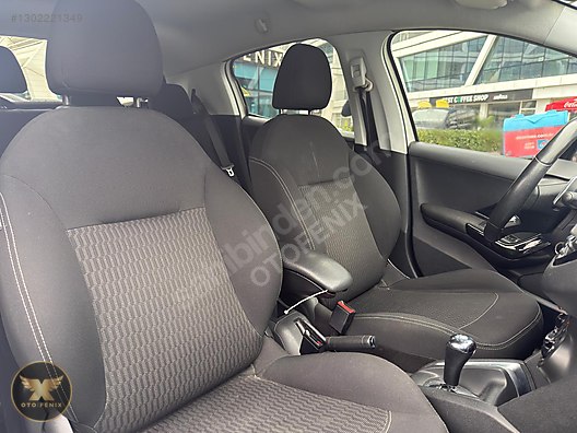 OTOFENİX 2017 PEUGEOT 208 1.6 BLUEHDI ACTİVE 122.000KM OTOMATİK