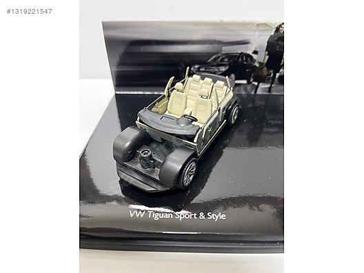 d*3様 ヴィヴィアン Schuco 限定 ミニカー ヴィヴィアン Schuco 限定