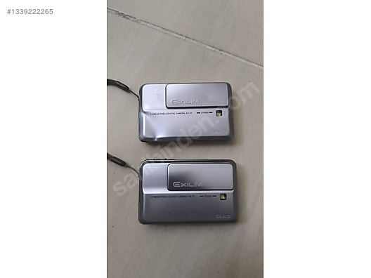 Casio Exilim EX-V7 marka 2 adet dijital fotoğraf makinesi satılı