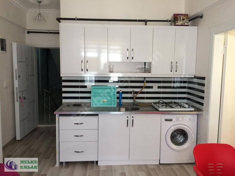 MELKE EMLAK�tan KİRALIK 1+1 LÜX DAİRE Kiralık Daire İlanları